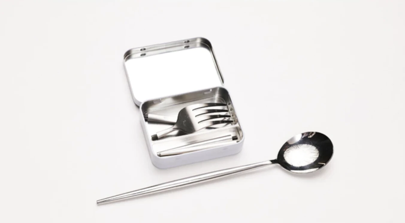 Outlery's collapsible cutlery and chopstick sets are currently the subject of a Kickstarter campaign