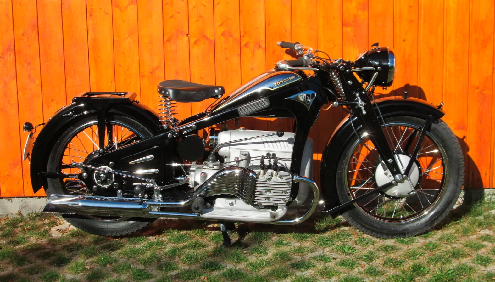 This is one of the most beautiful motorcycles ever built, with art deco styling, a reliable 800cc four-cylinder engine and footboards and heating from the rear exhaust pipe during winter. I'd imagine it gets more than a tad "toasty" in warmer weather but reliability and stunning looks will help an owner overlook a few foibles. At $58,300, this is the most expensive Zundapp K800 we've ever seen, and as an aside, the engine in this motorcycle is a close relation to the engine which subsequently became one of the best-sellers in history in the Volkswagen Beetle.
