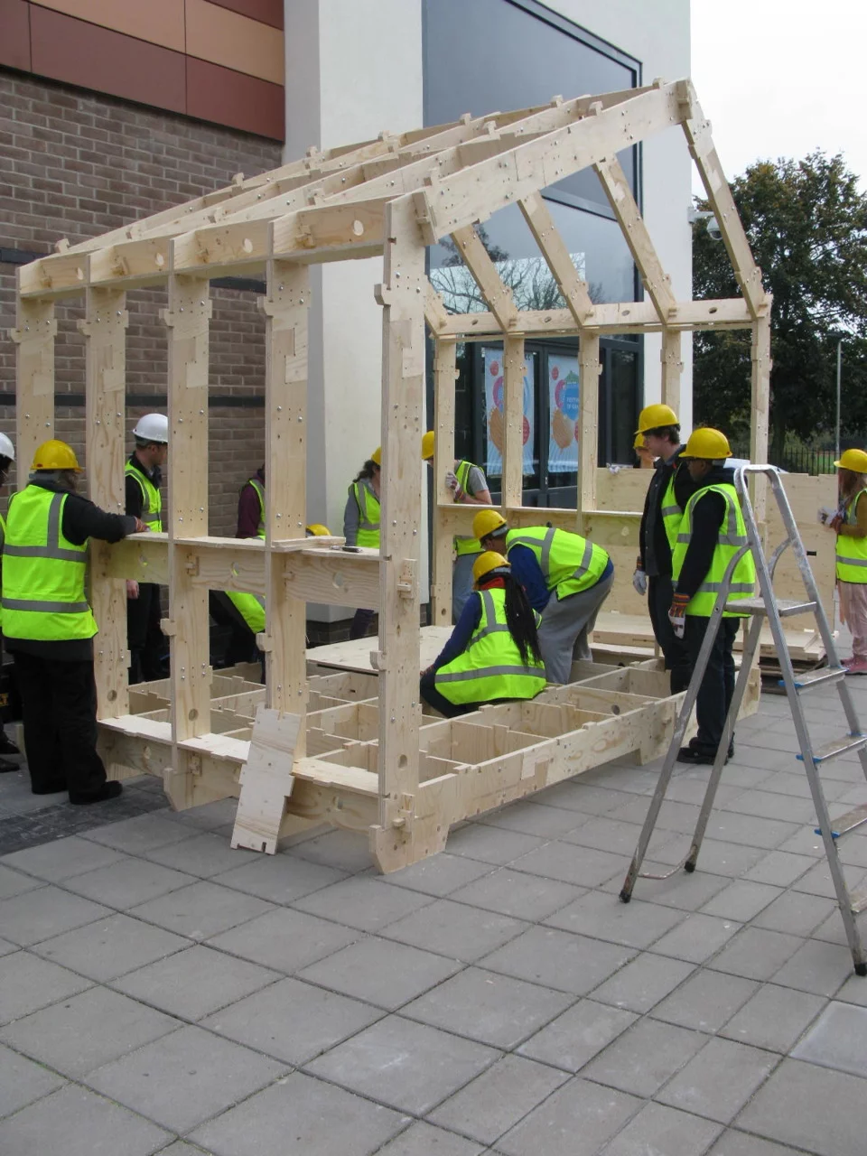 Without the need for any power tools, builders lay out the parts for each section before bolting together the layers to create individual sections