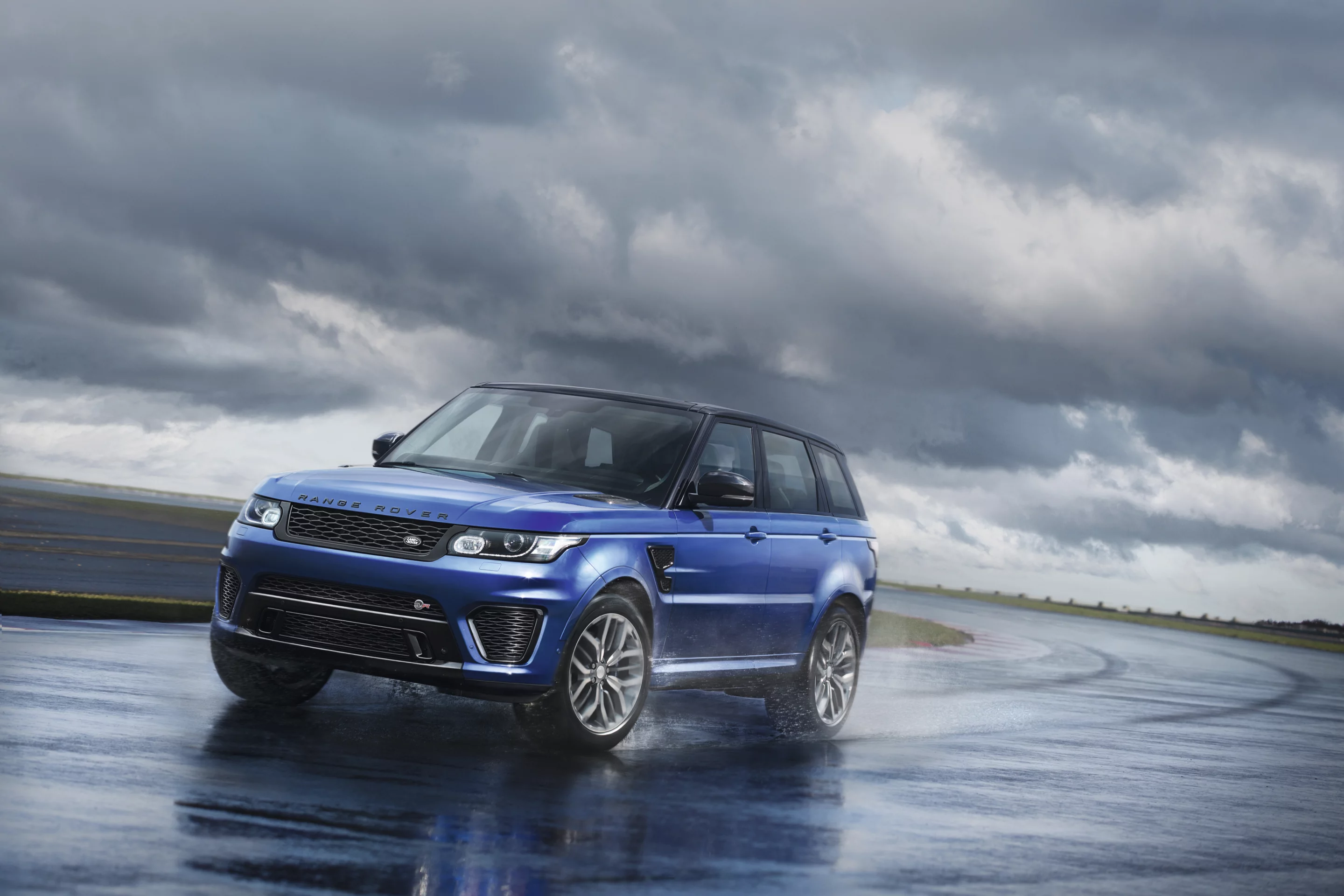 The 2015 Range Rover Sport SVR is the fastest Land Rover model
