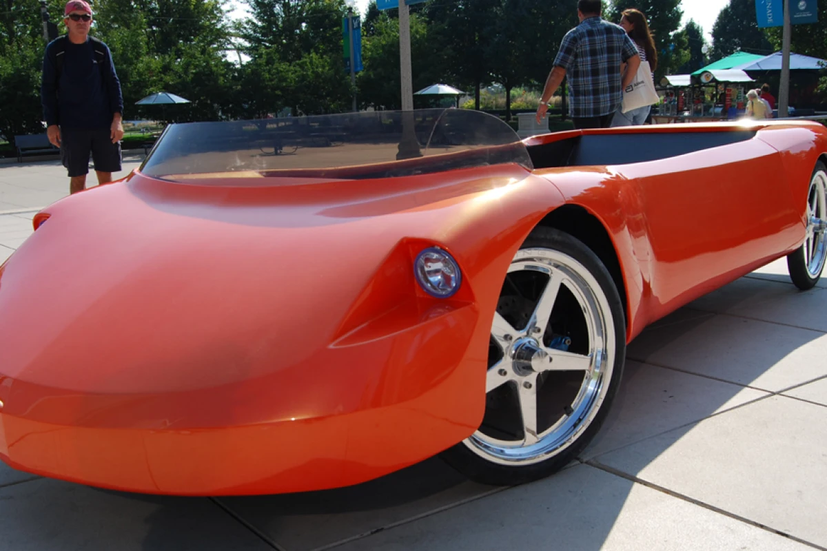 The HumanCar Impulse PS NEV for a greener planet and a healthier you
