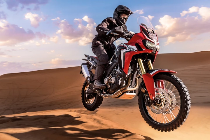 The brand new 2016 CRF1000L has been officially unveiled by Honda, marking the return of the legendary Africa Twin logo