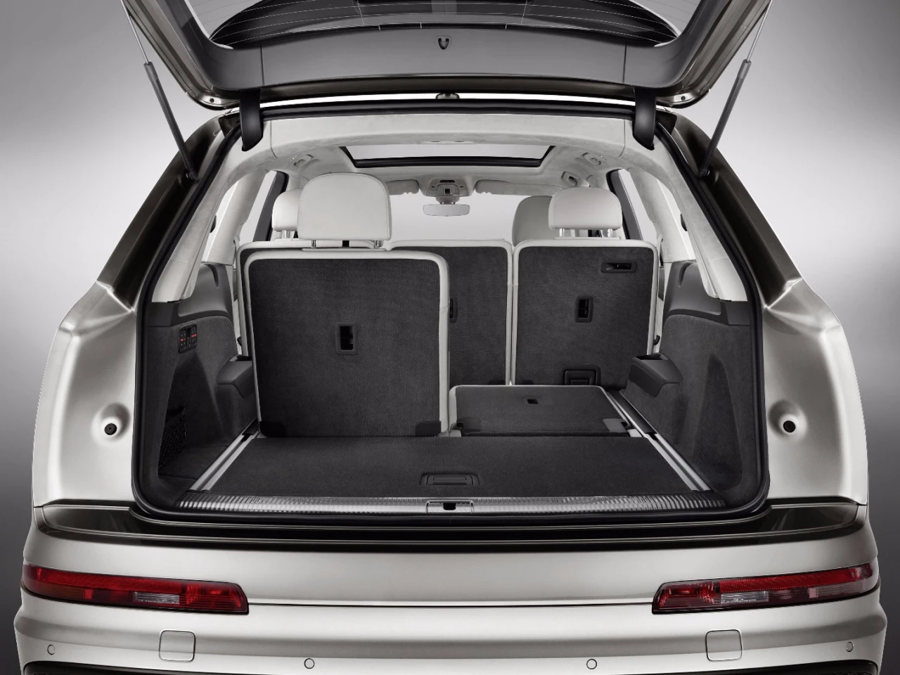 Cargo space is limited in the Q7, with just 14.8 cubic feet (419 liters) behind the third row and 37.5 cubic feet (1,062 liters) with the third row stowed
