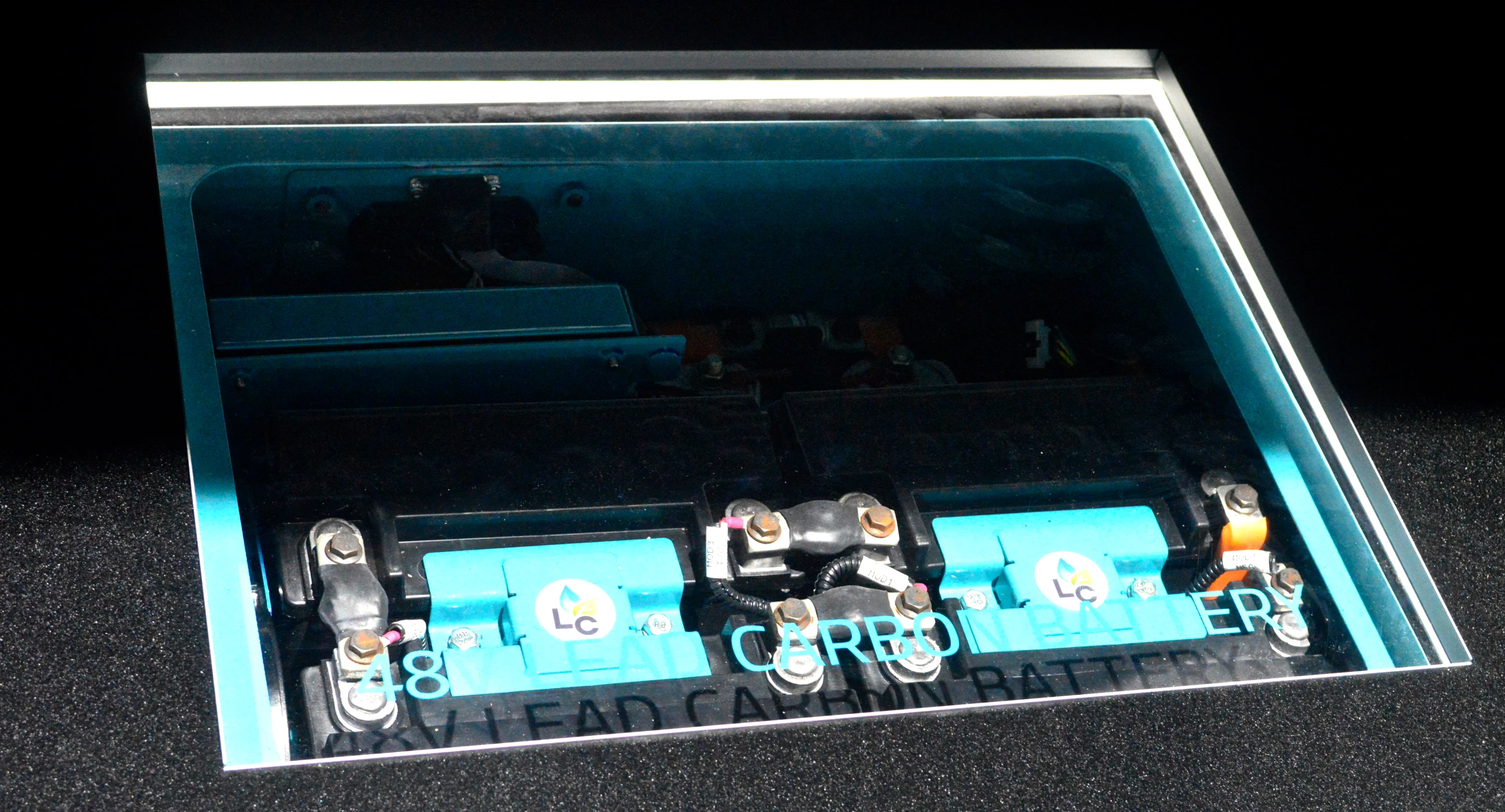 Kia uses a 48V lead-carbon battery in the T-Hybrid design (Photo: C.C. Weiss/Gizmag)