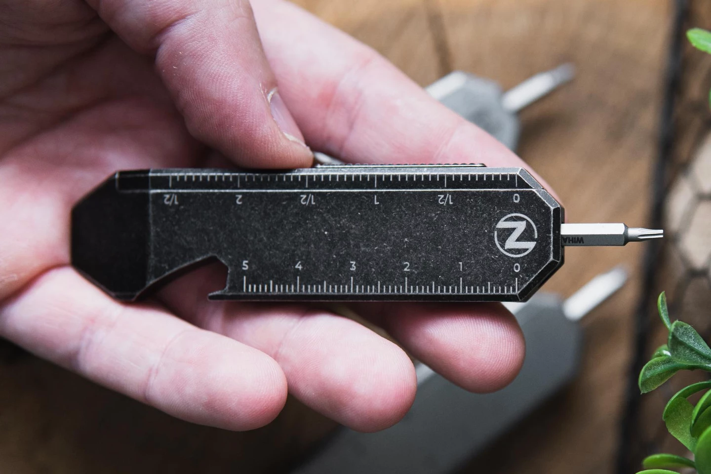 A black version of the titanium SlideKick may also be offered