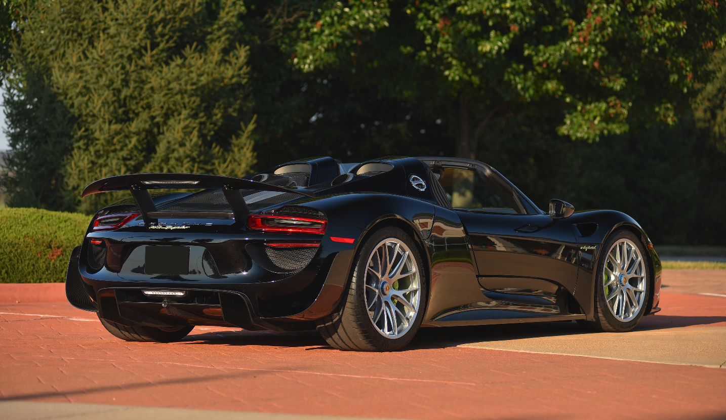 2018 Monterey Car Week Auction Report | 2015 Porsche 918 "Weissach" Spyder | Sold for $1,407,500 | Estimate: from $1,350,000 to $1,750,000Auction: Bonhams | Lot 35 | Official Description