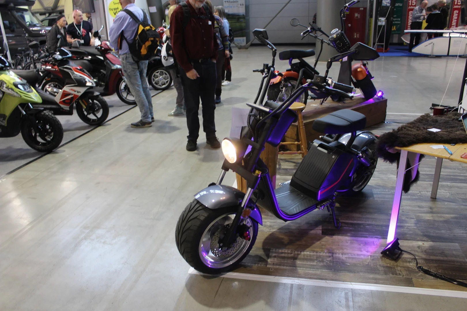 The Schobba Streethawk comes with a 1,500 W motor as standard, with the option to upgrade to a 3,000 W flavor