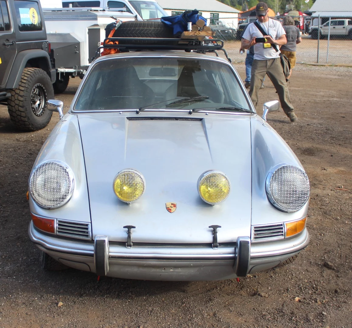Rally-style Porsche 912