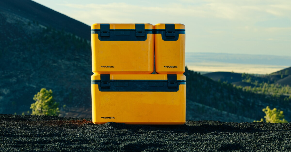 Low Stackable Cooler Dometic Recon rugged, stackable modular coolers