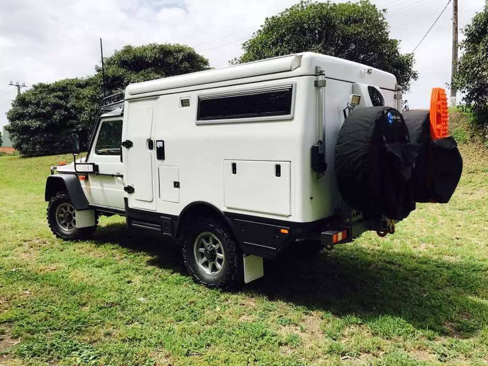 EarthCruiser G-Pro Escape