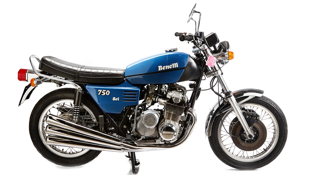 The first six cylinder production motorcycle, the 750 SEI has yet to really take off in collectible circles, which is a mystery as the bike is a joy to ride, sounds as good as it's possible for a motorcycle to sound, and it's reliable into the bargain. An investment you can enjoy which is certain to pay dividends if you're in for the medium term. Estimate: NZD$18,000 to $25,000 (US$11,000 to $16,000)