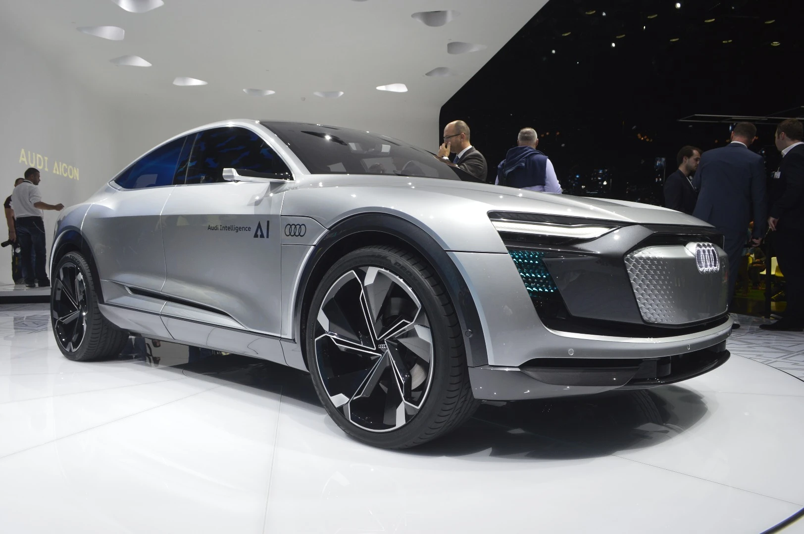 The Elaine concept was initially displayed in Shanghai