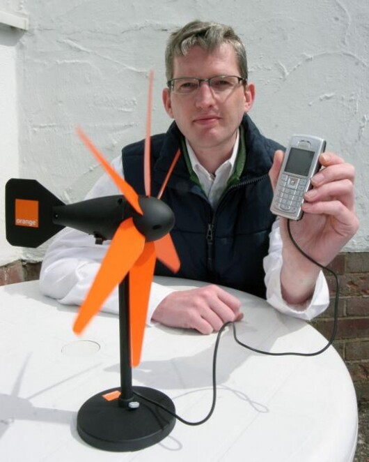 Windpowered mobile phone charger