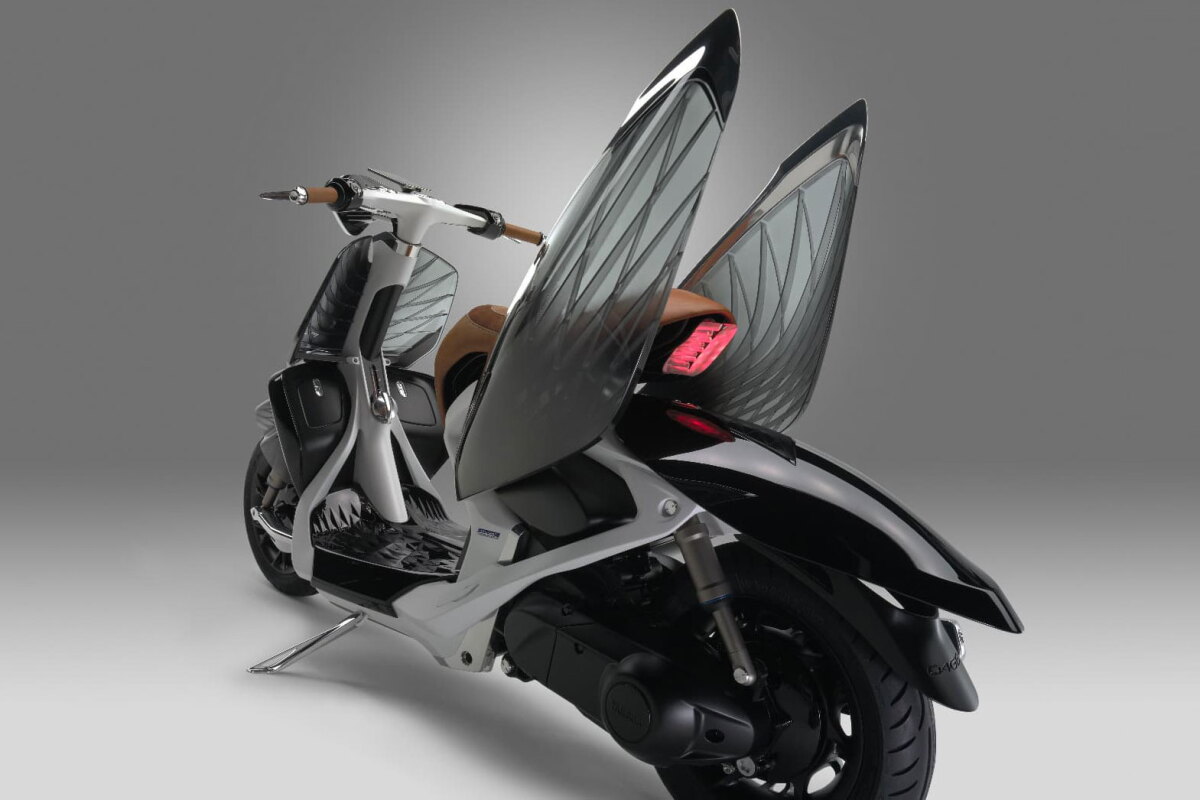 Yamaha gives 04Gen concept scooter wings