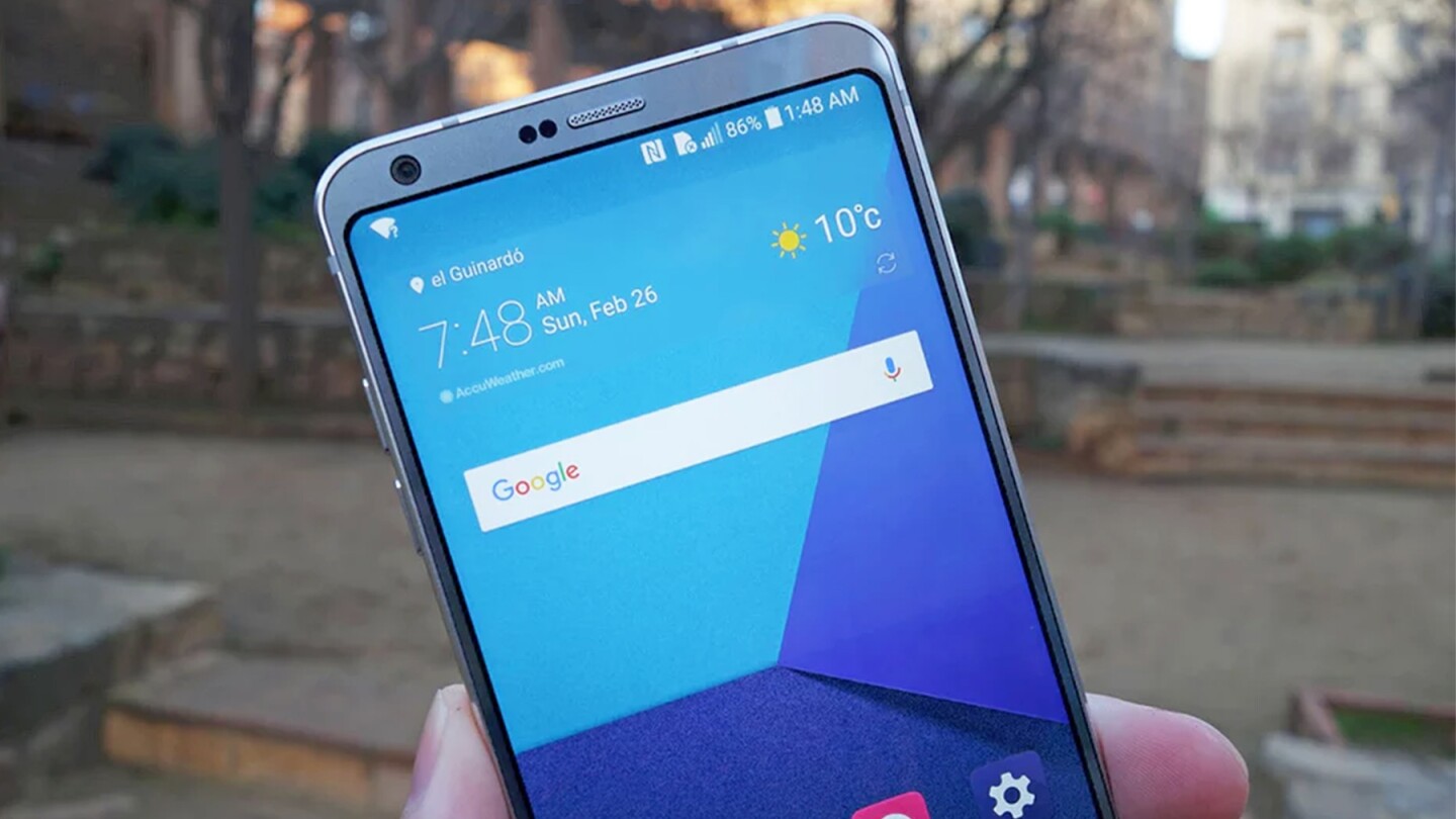 The LG G6 is one recently unveiled flagship hoping to allure users with ultra-slim bezels