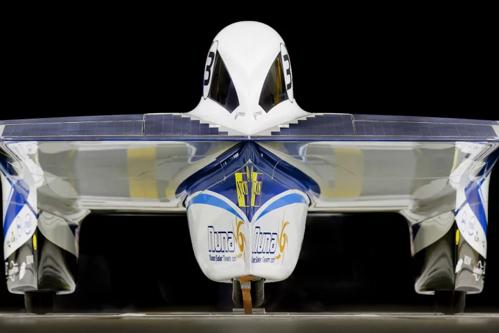 The Nuon Solar Team has revealed its lightest solar powered vehicle yet - the 145 kg Nuna6 (Photo: Jorrit Lousberg)