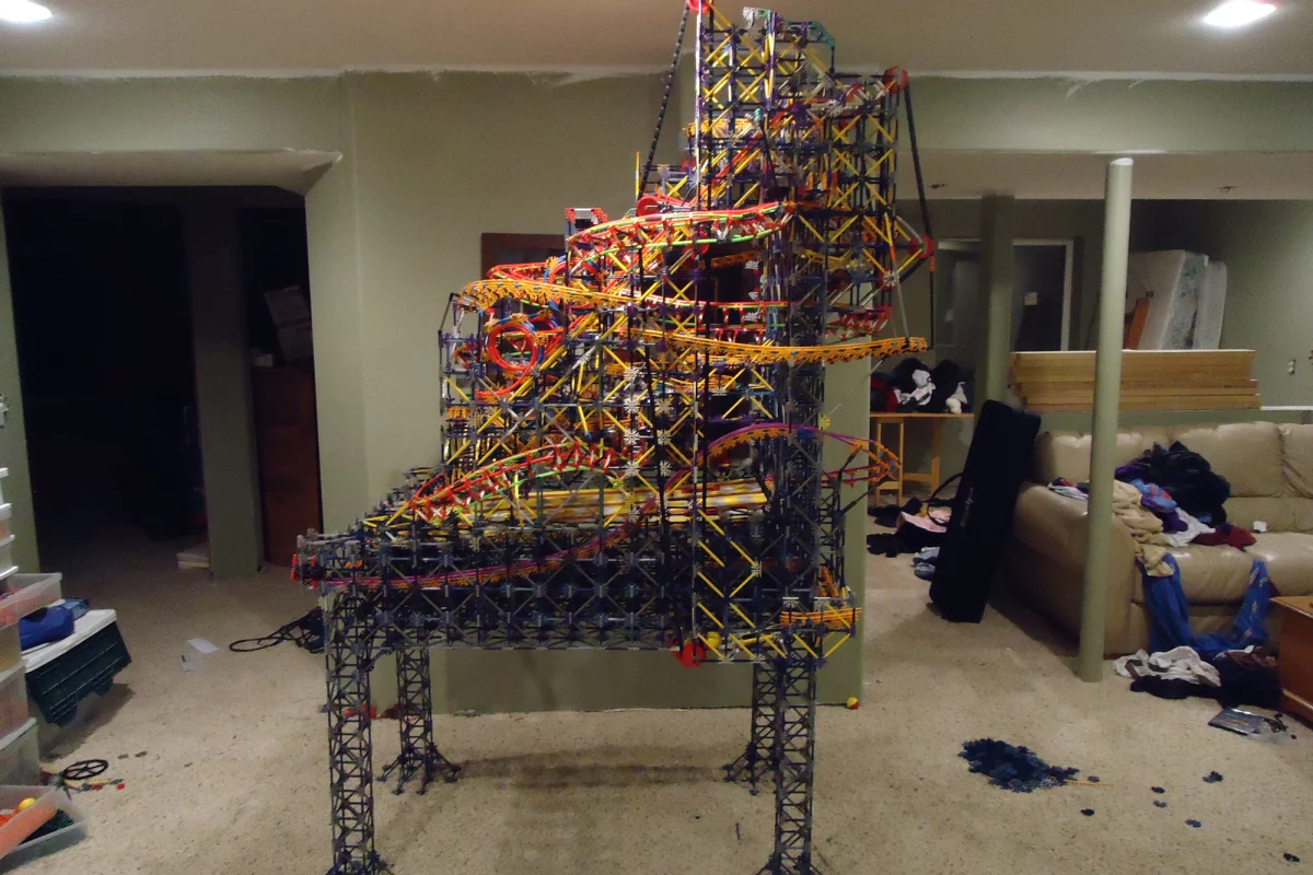 The Pinball Machine built using only K'Nex
