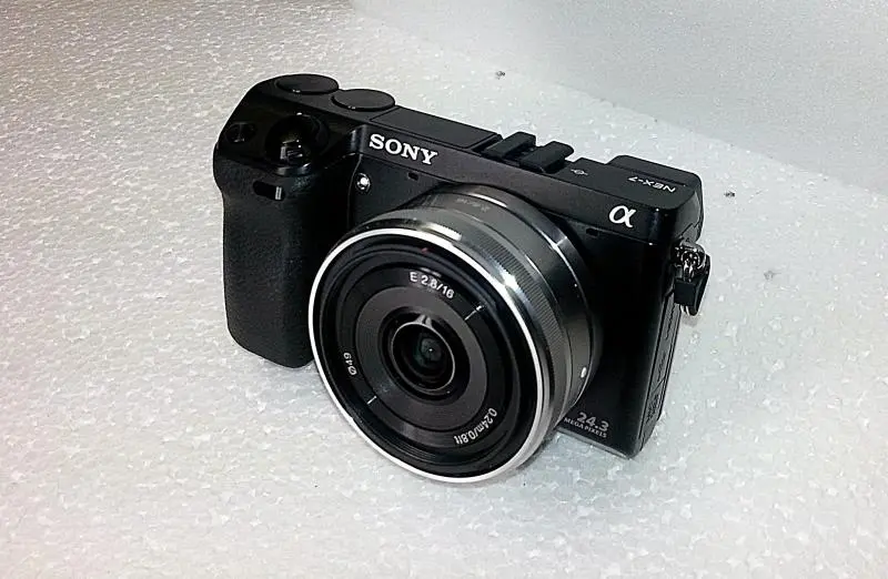 The Aeromapper package includes a 24-megapixel Sony NEX 7 camera