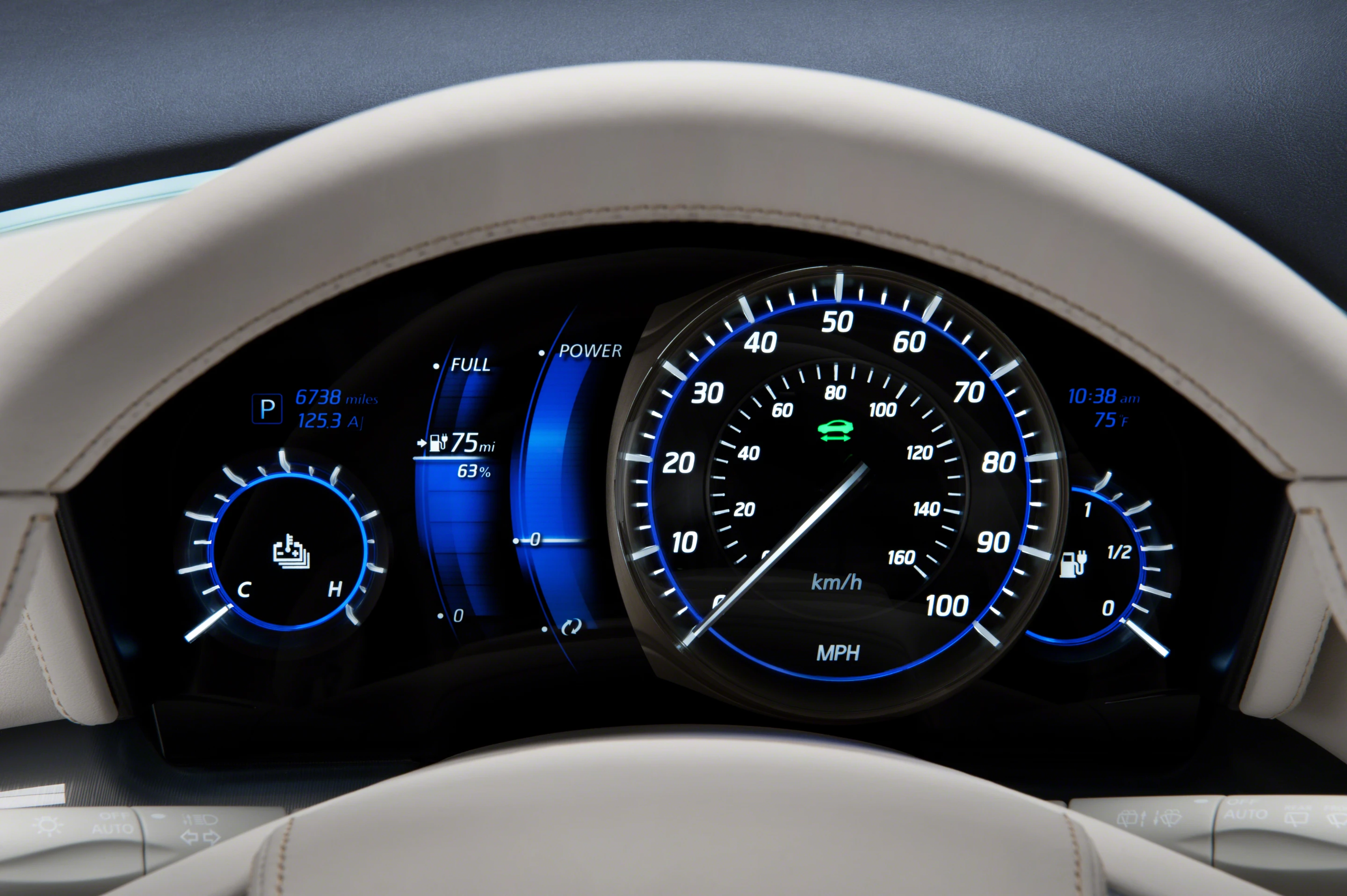 Infiniti designed the LE for quick, sure acceleration
