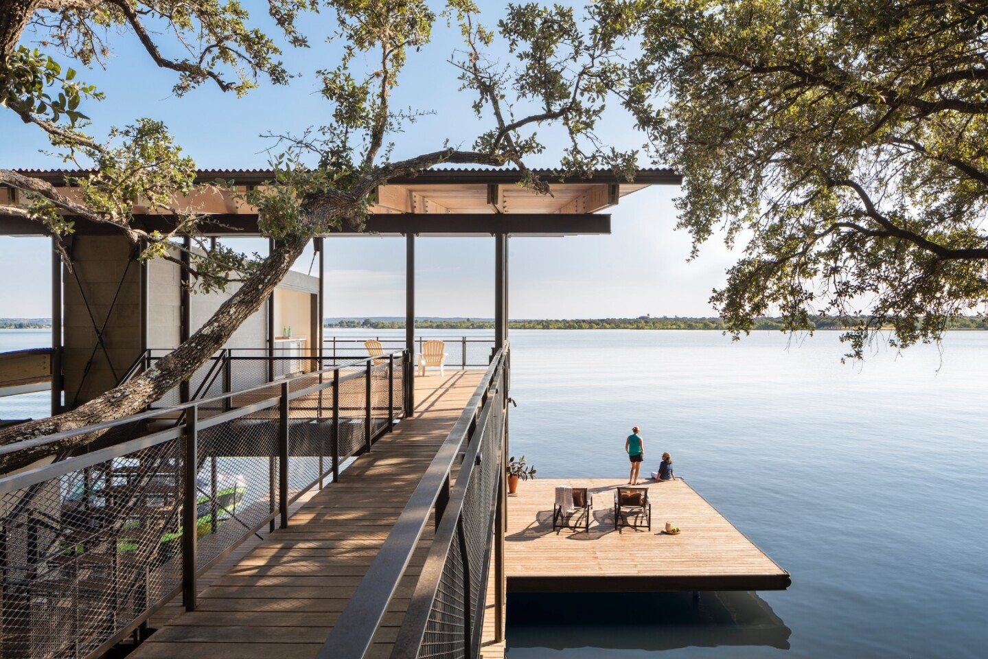 This beautiful modern take on the lake house in Marble Falls, Texas, was designed by Lake|Flato Architects. It's called Blue Lake Retreat