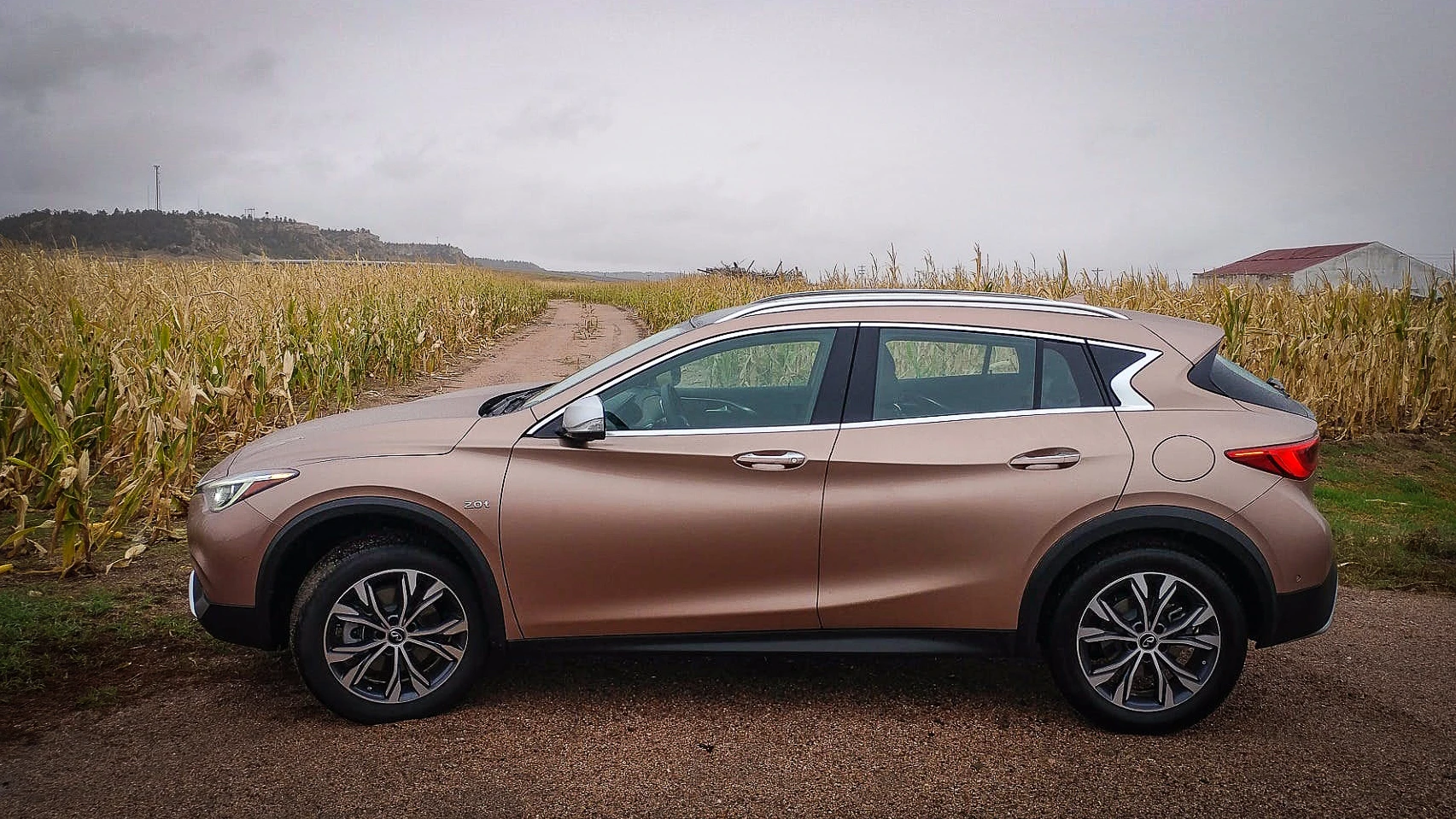For those looking to emphasize sport, the 2018 Infiniti QX30 definitely fits the bill