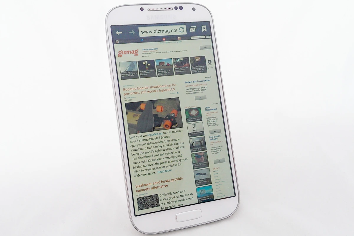 Gizmag reviews the Samsung Galaxy S4