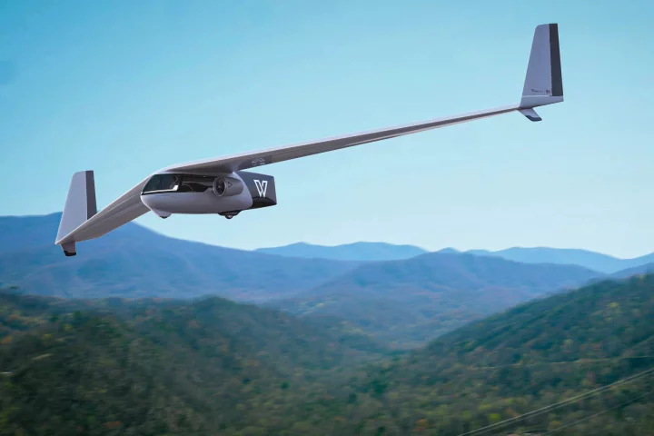 Whisper Aero's extraordinarily quiet, efficient propulsion systems will soon take to the air in an extremely fun-looking single-seat glider