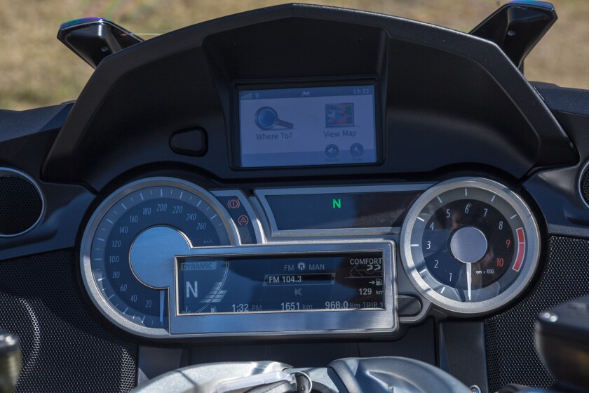 The BMW K1600GTL - dash and cockpit, with touch screen GPS (Photo: Loz Blain)