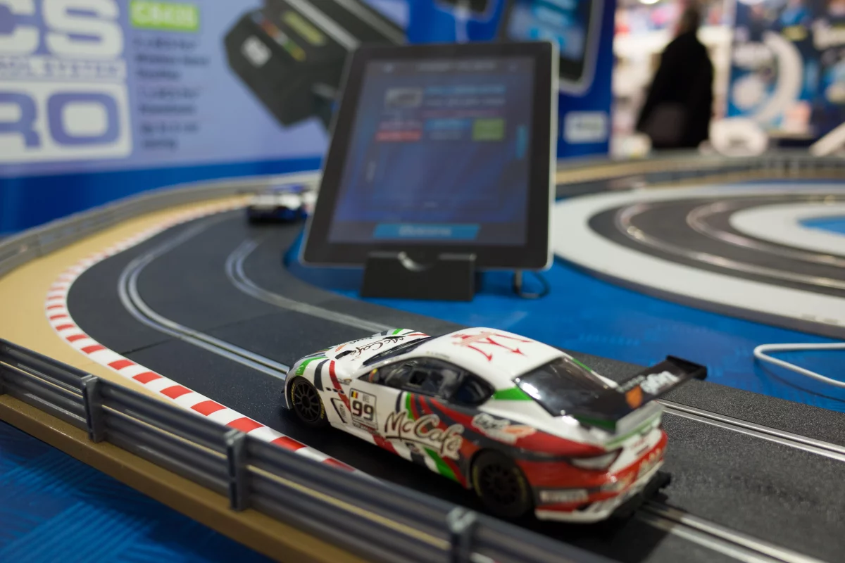 Scalextric RCS Race Control System uses a wirelessly-connected smart device to display race information