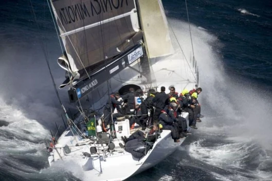 Konica Minolta bashing into it off Tasman Island Photo: Carlo Borlenghi