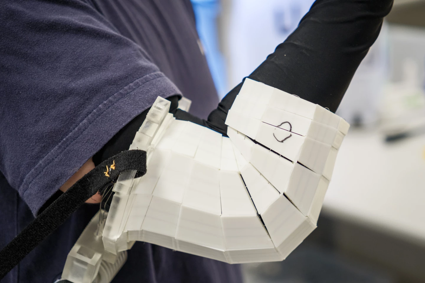 A closer look at the RoboFabric elbow brace