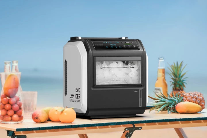 The Evo Icer portable ice cube maker is presently on Kickstarter