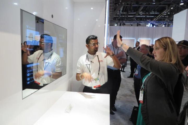 A kitchen mirror concept paired with a Kinect-like camera