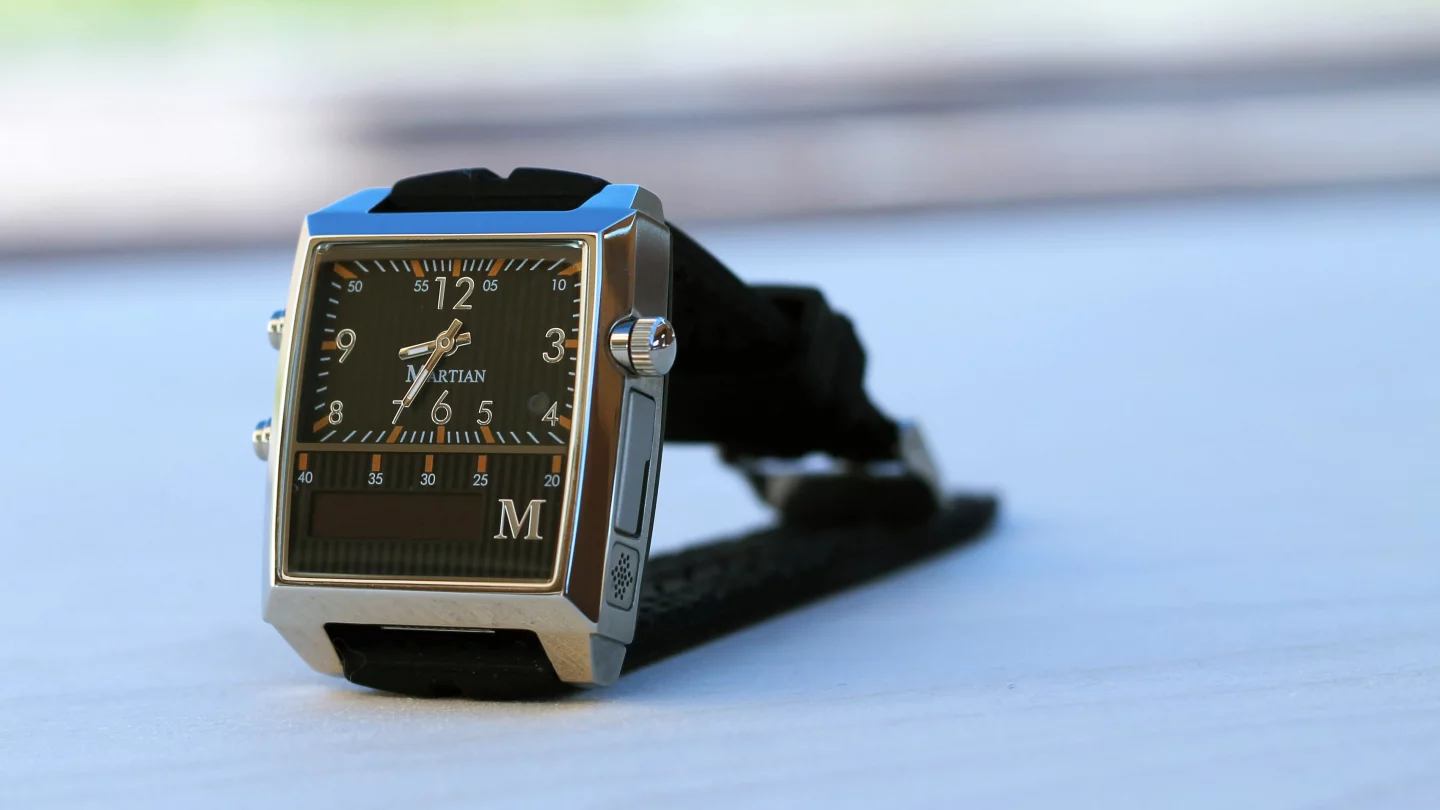 The Martian Watch has an incognito look, along with Siri and Google Now audio input and output