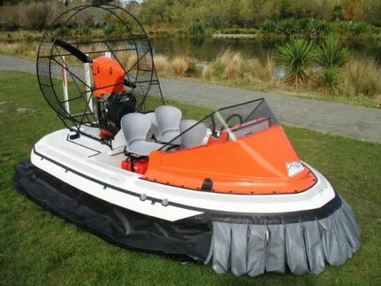 AirRider hovercraft with skirt deflated