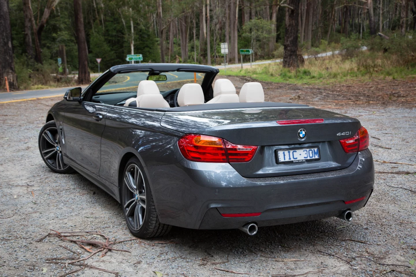 There's genuinely room for four people in the 440i Convertible