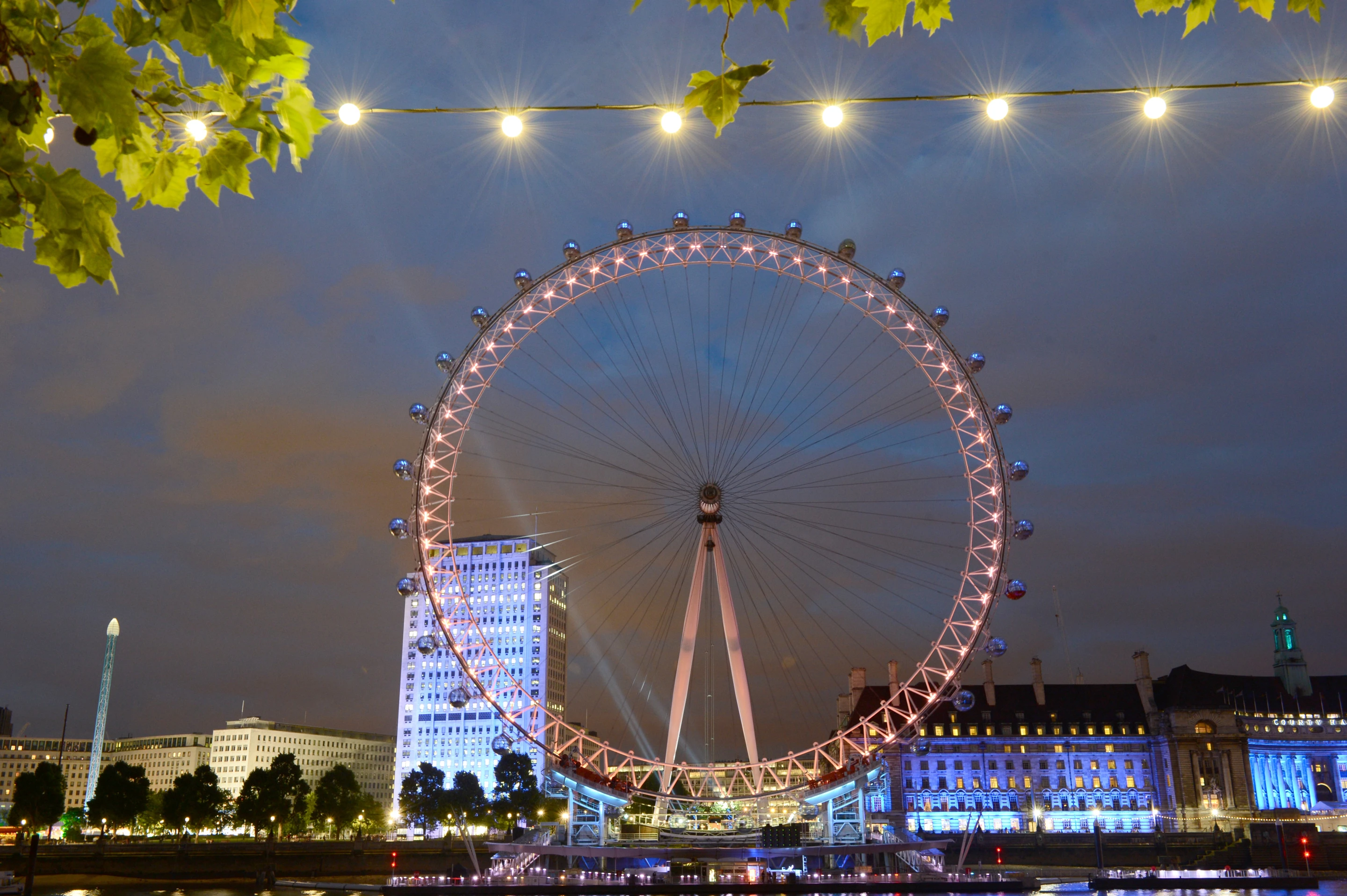 The light show will see the London Eye illuminated to display visual representation of what Brits think about the London 2012 Olympics