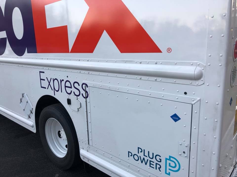 FedEx Express delivers the goods with fuel cellpowered truck