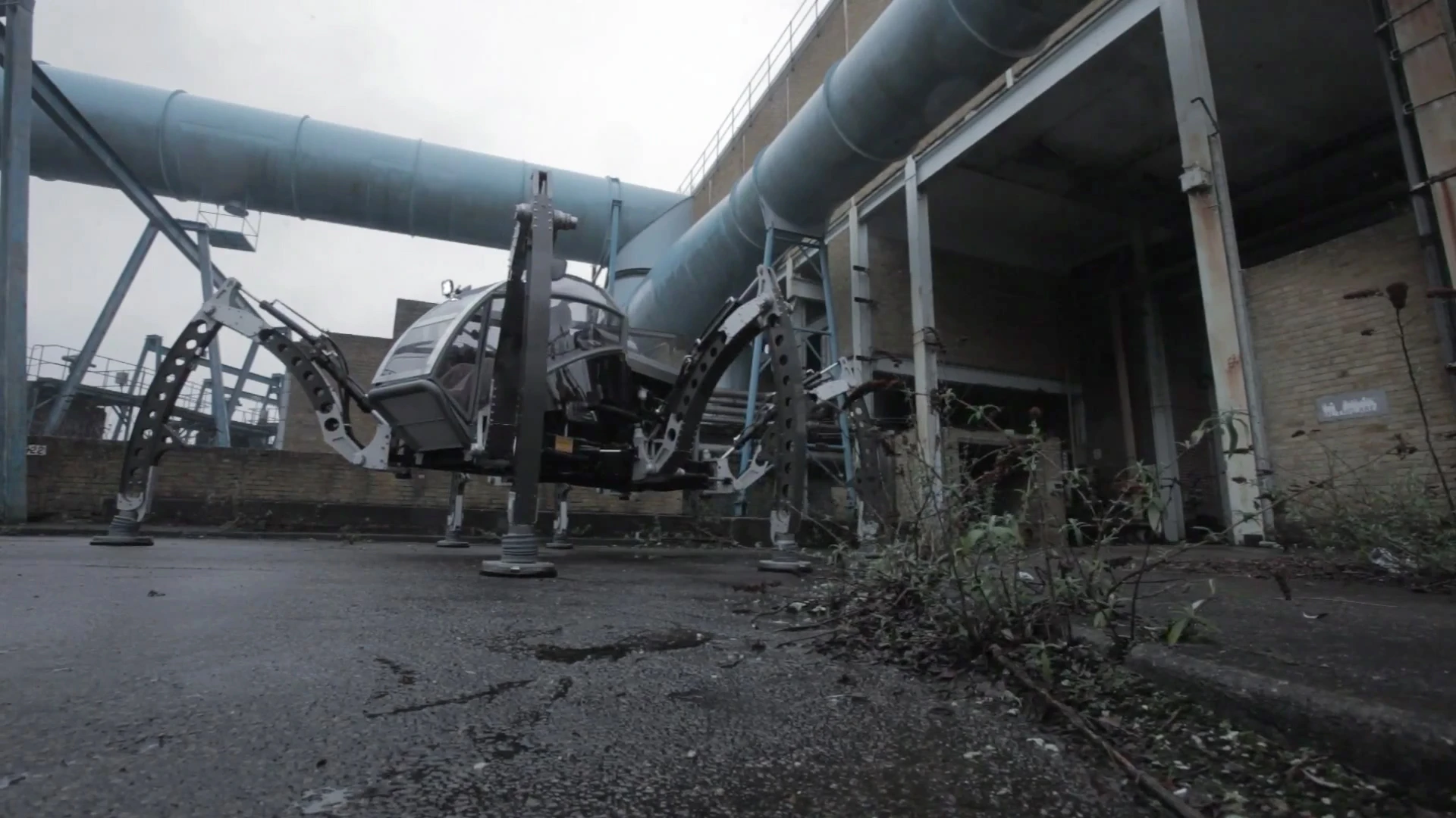 The Mantis hexapod project was privately funded