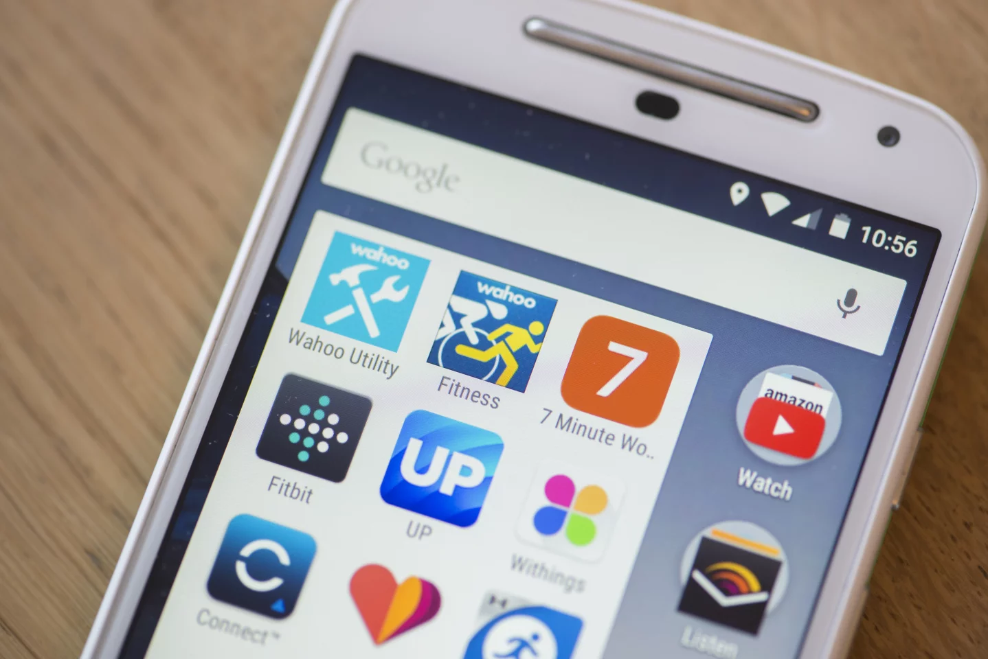 There are a number of apps which work with the Wahoo Fitness Tickr X (Photo: Simon Crisp/Gizmag.com)
