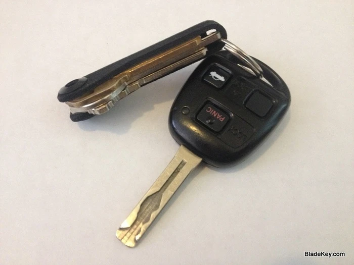 The BladeKey Bolt 3, for those with less key needs