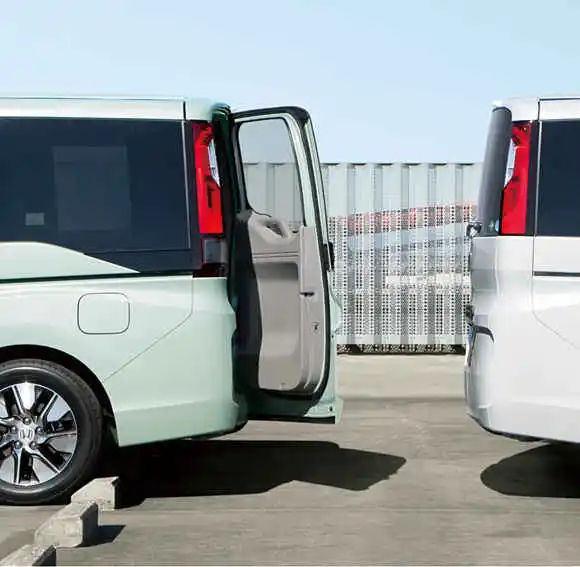The 5th generation Step WGN has a newly-developed 1.5-liter direct injection VTEC TURBO engine