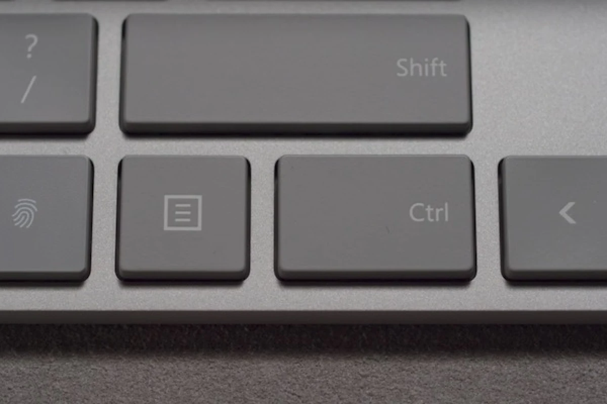 Microsoft's new Modern Keyboard with Fingerprint ID has a fingerprint scanner that looks just like a regular key