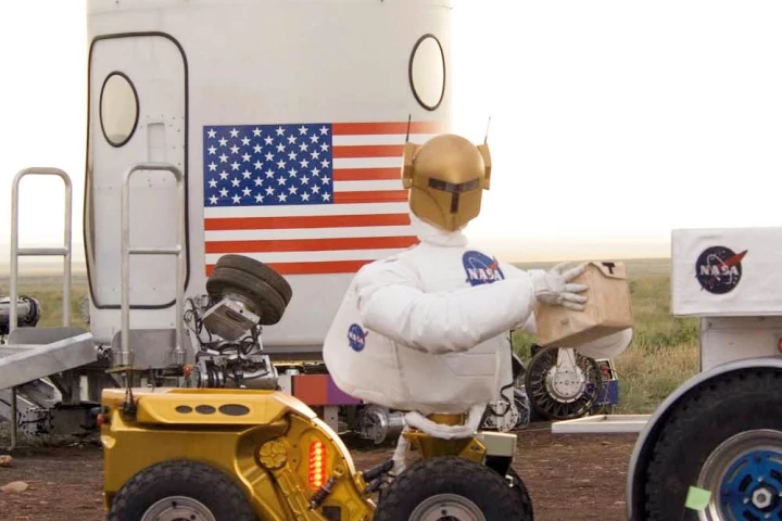 Ford is studying space robots like NASA's Robonaut 2 in its efforts to develop safer connected cars (Image: NASA)