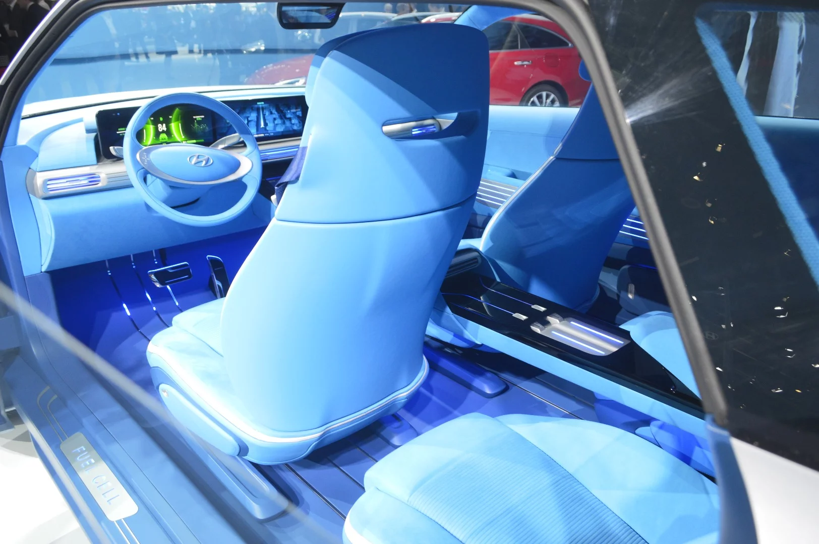 The FE Fuel Cell Concept has an innovative humidifier system that uses the pure water emissions of the fuel cell stack to humidify the cabin’s air to make it more comfortable for the passengers