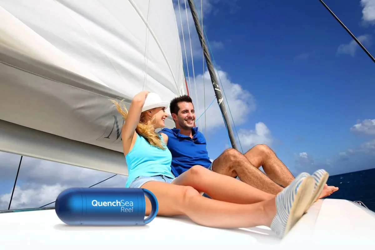 When lowered to a depth of 300 to 500 meters (984 to 1,640 ft), the QuenchSea Reel reportedly produces 1.5 liters (0.4 US gal) of drinkable water every five minutes