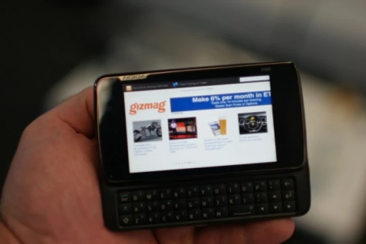 Broswing uses the same Mozilla gecko engine that's at the core of the desktop version of Firefox. Compatibility is good.