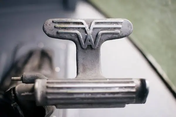 Original flight deck components, including the dashboard, roof panel switches, and foot pedals, have been kept