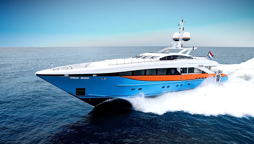 RAISED PILOTHOUSE SEMI-DISPLACEMENT OR PLANING MOTOR YACHTS winner M/Y Aurelia