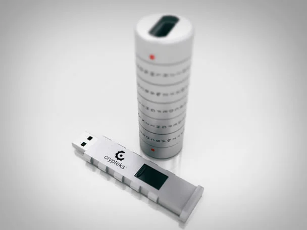 Crypteks comes with durable solid-aluminum design and features anodized layer that helps to deal with fingerprints and dust